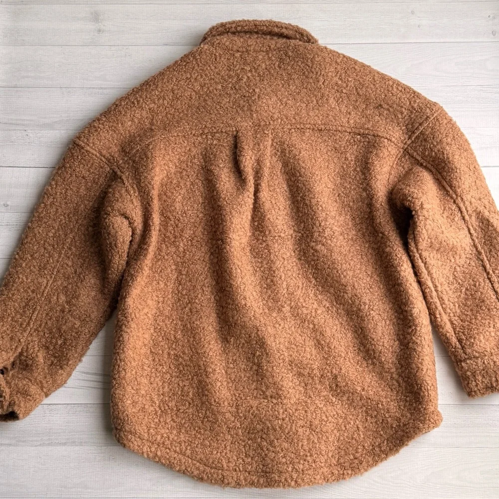 NWOT Elan Tan Sherpa Shacket Size S - Picture 3 of 7